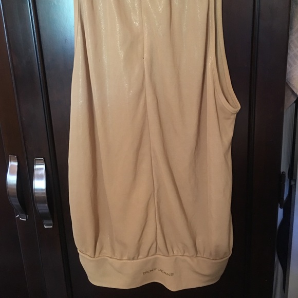 DKNY gold sleeveless turtleneck - Picture 2 of 5